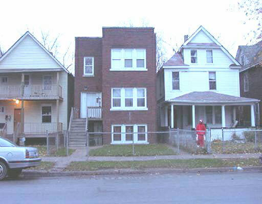 15229 Center Ave in Harvey, IL - Building Photo