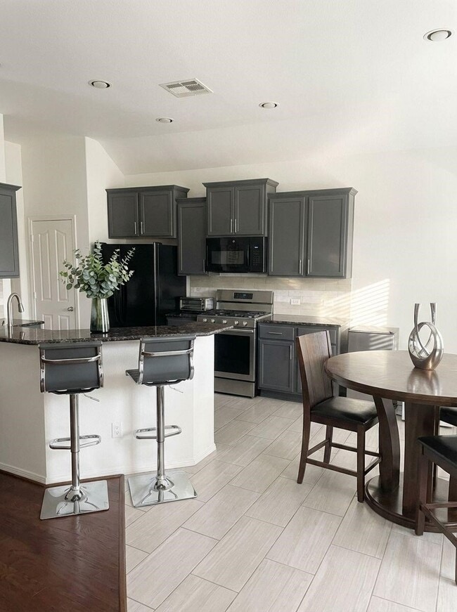 129 Autumn Forest Ln in Conroe, TX - Building Photo - Building Photo