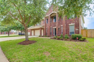 5015 Shale Grove Ct in Richmond, TX - Building Photo - Building Photo