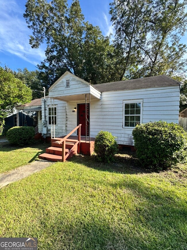 property at 1282 Hartley St