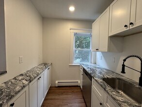 8 Glendale St in Salem, MA - Building Photo - Building Photo