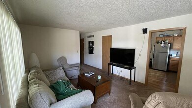 101-103 S Riverside Dr in Ames, IA - Building Photo - Building Photo