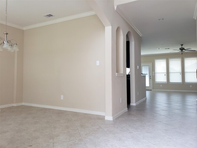 8818 Cornina Dr