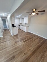 416 E Bailey Rd, Unit 101 in Naperville, IL - Building Photo - Building Photo