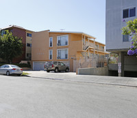 3980 Ingraham St in Los Angeles, CA - Foto de edificio - Building Photo