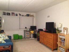 4500 N Flagler Dr, Unit B-8 in West Palm Beach, FL - Foto de edificio - Building Photo