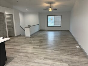 28712 Woodland Heights Dr in Warrenton, MO - Building Photo - Building Photo