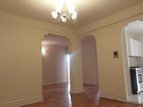 102 Albemarle Rd-Unit -E-7 in Brooklyn, NY - Building Photo - Building Photo