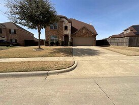6020 Heather Dr in Grand Prairie, TX - Building Photo