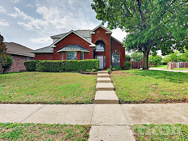 property at 1028 Glencrest Dr