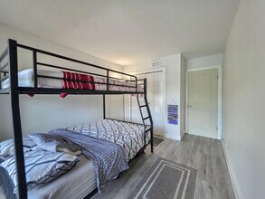 4121 NW 88th Ave in Coral Springs, FL - Building Photo - Building Photo