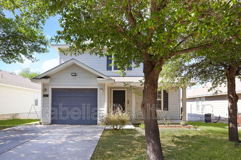11307 Camp Creek Trail in San Antonio, TX - Building Photo