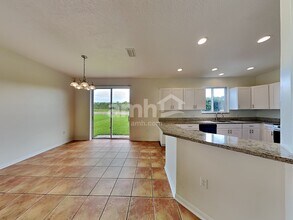 19640 Timberbluff Dr in Land O Lakes, FL - Building Photo - Building Photo
