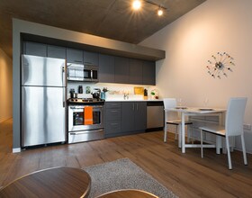 1611 W Division in Chicago, IL - Building Photo - Floor Plan
