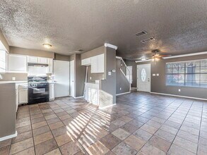 13806 Letti Ln in Pflugerville, TX - Building Photo - Building Photo