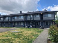 Affordable living in the heart of Lakewood! in Lakewood, WA - Foto de edificio - Building Photo