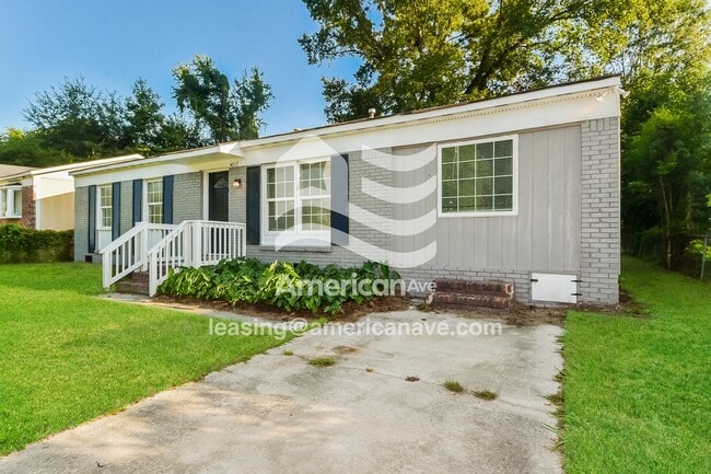 4017 Tavineer Dr in Columbia, SC - Building Photo - Building Photo