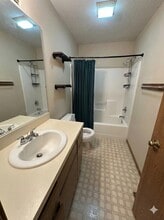 1531 Whitehall Blvd in Kent, OH - Foto de edificio - Building Photo