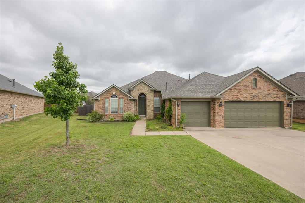 18416 El Greco Dr in Edmond, OK - Building Photo