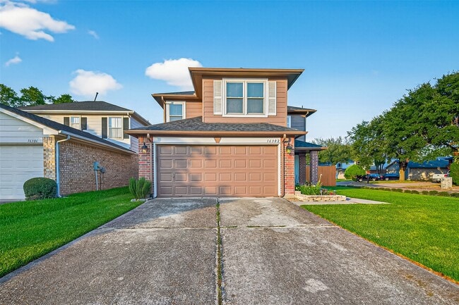 property at 16302 N Glade Dr