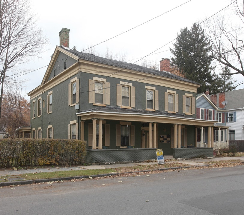 109 Saint James St in Kingston, NY - Building Photo