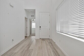 9649 Abel Cliff St in Las Vegas, NV - Building Photo - Building Photo