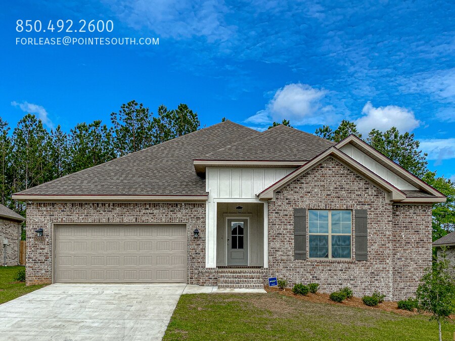 12223 Eagle Dr in Spanish Fort, AL - Foto de edificio