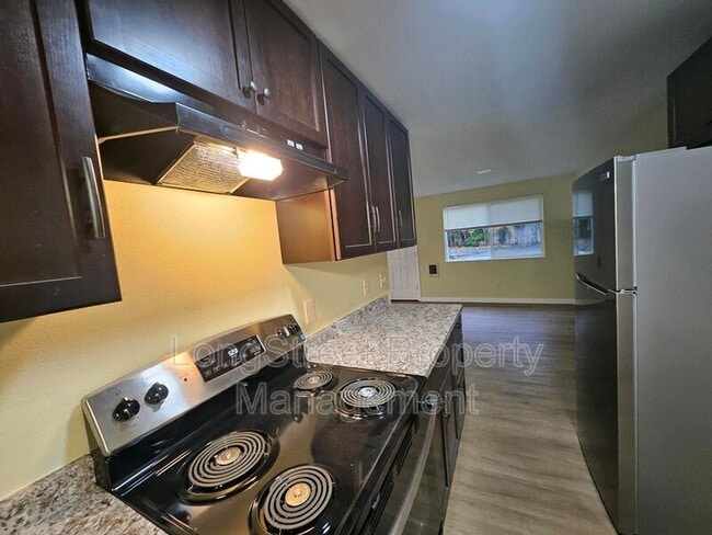 17635 SW Blanton St in Beaverton, OR - Building Photo - Building Photo