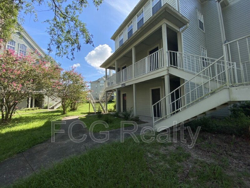 6160 Westgate Dr in Orlando, FL - Building Photo