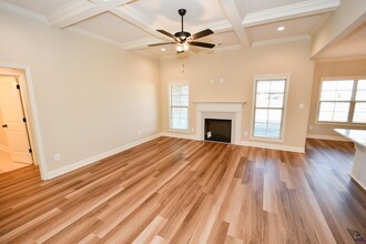 204 Otters Rdg Dr in Kathleen, GA - Building Photo - Building Photo