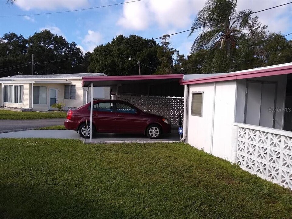 3916 Oakwood in Bradenton, FL - Building Photo