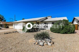 12022 S Mandan St in Phoenix, AZ - Building Photo - Building Photo