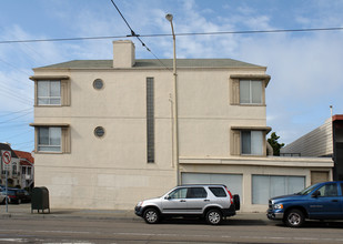 2350 Judah St in San Francisco, CA - Building Photo - Building Photo