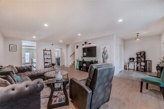 14228 Misty Meadow Ln in Houston, TX - Foto de edificio - Building Photo