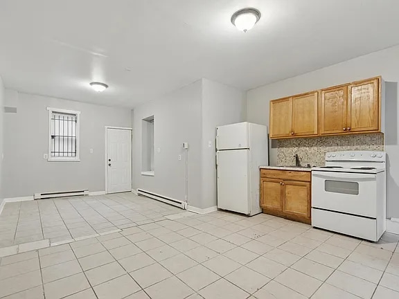 2542 N 33rd St in Philadelphia, PA - Building Photo - Building Photo