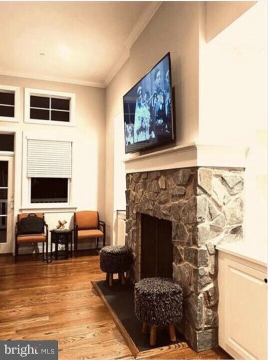 14308 Cooper Rd in Phoenix, MD - Building Photo