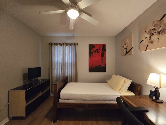 property at 384 Aberdeen Dr