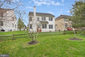 32 Devonshire Dr in Princeton, NJ - Building Photo - Building Photo