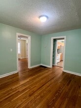 279 Bingham Rd in Asheville, NC - Building Photo - Building Photo