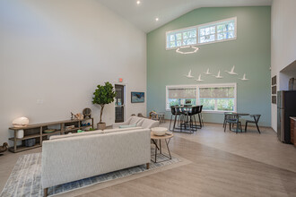 Alexander at 1090 in Richmond, VA - Building Photo - Interior Photo