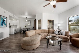 20121 N 76th St in Scottsdale, AZ - Building Photo - Building Photo