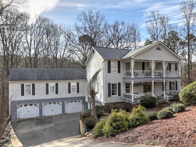 3932 Shoemaker Ct in Marietta, GA - Foto de edificio - Building Photo