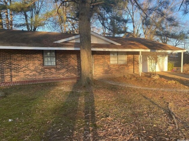 property at 114 Willow Loop