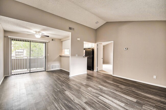 Oak Tree Court Apartment Homes