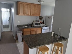 5723 S 34th Ave in Minneapolis, MN - Building Photo