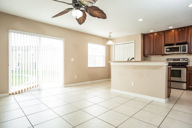 12652 Somerset Oaks St in Orlando, FL - Foto de edificio - Building Photo