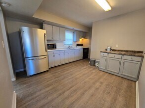 1005 Samantha St in Normal, IL - Building Photo - Building Photo