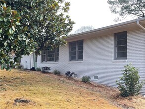 475 Maxwell Rd in Roswell, GA - Building Photo - Building Photo