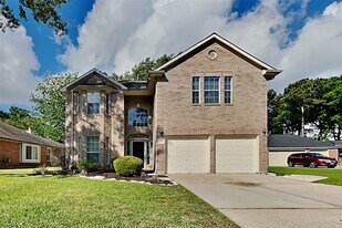 19119 Sprintwood Ct in Humble, TX - Building Photo