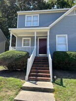 1627 Oakland Hills Way in Raleigh, NC - Building Photo